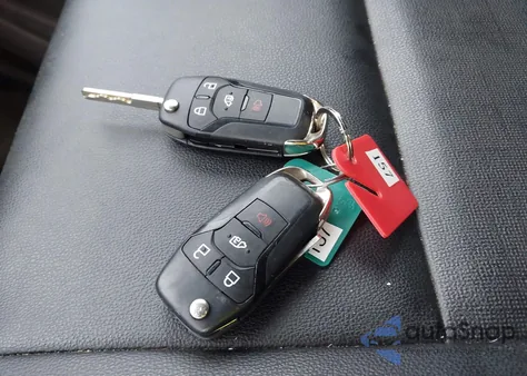 2023 Ford Transit-250 z USA, uszkodzony, nr VIN 1FTBR1C84PKA39341